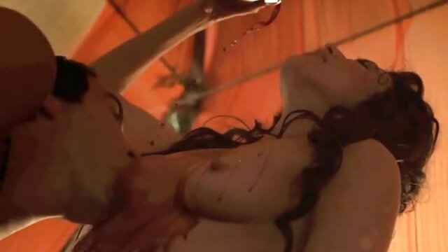 信じられないほどの感覚のために、妻は彼女の恋人に降伏するために目を閉じた。 女の子 専用 無料 エロ 動画