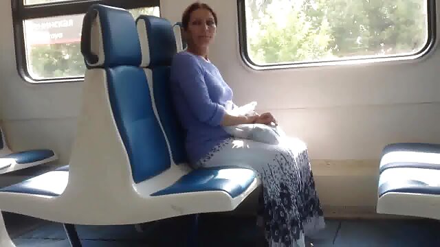 Gopnikハードfucks女の子クソ セックス 動画 女の子