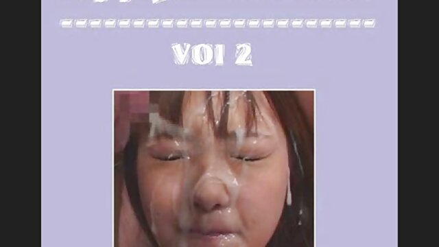 革の女の子を示した彼女の魅力で左のqrコードを読み取るんです。 無料 アダルト 一徹