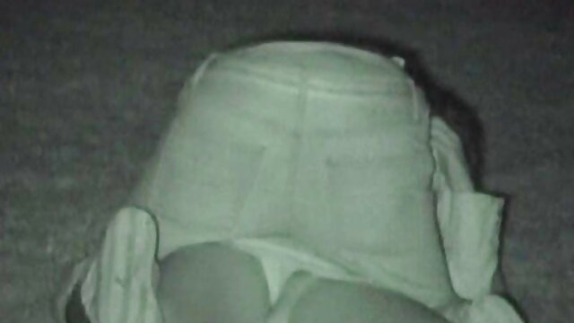 妊娠中の女性は口の中で友人のコックを取る 無料 エロ 動画 女 同士