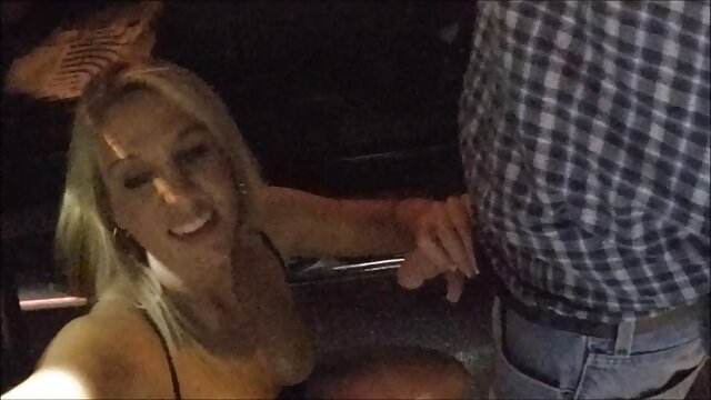 それはロシアのひねりを加えたジムで暑いです。 女 エッチ 動画 無料