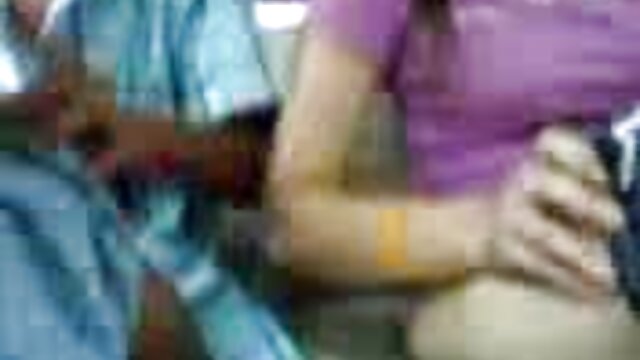 女の子が男性の陰茎の上に手と口でしか働かないポルノの集大成。 女性 向け エロ 動画