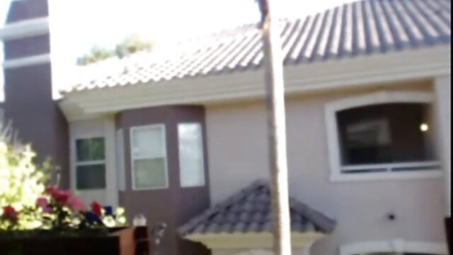 パイパン赤毛彼氏のトランクの周りに包ま アダルト 動画 女性 無料