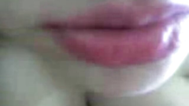 黒の強いシリコーンフックと金髪 エロ 動画 女 同士