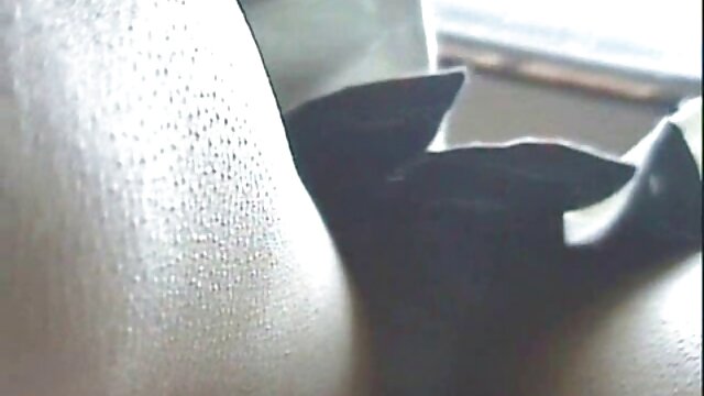 大きな、美しいおっぱいを持つ女の子にDrochorスパイ。 女性 av 安心